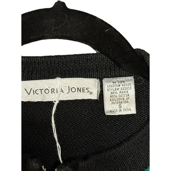 Victoria Jones Women's Multicolor Christmas‎ Presents Zip Up Sweater Size S - Picture 4 of 6